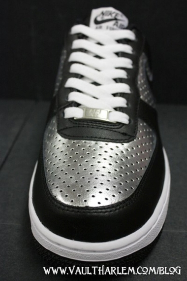 Nike-Air-Force-One-black-silver